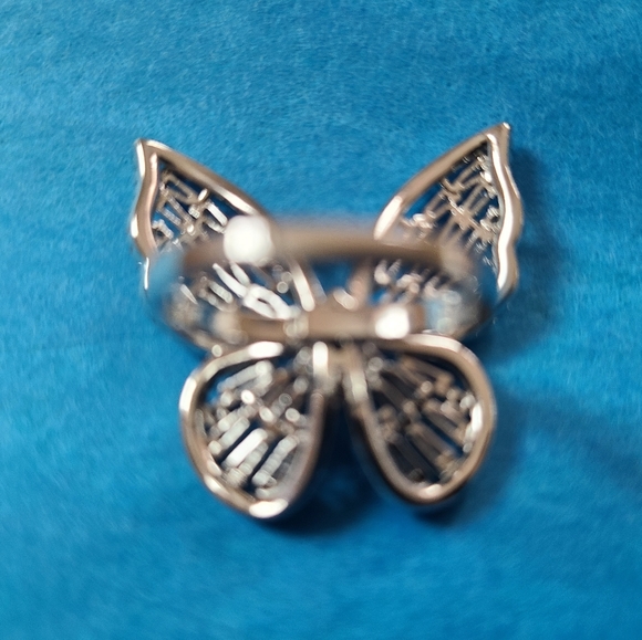 🦋 Butterfly Adjustable Ring- Serious Sparkle - Picture 7 of 11